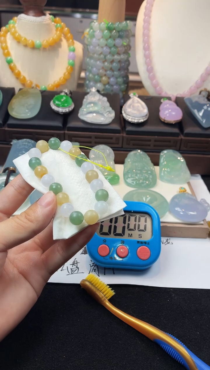 未镶嵌定制翡翠别****～毛货不退不换