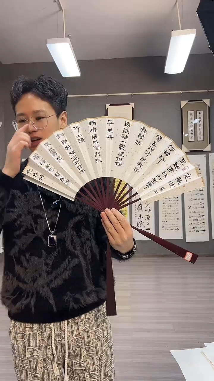 【闪购商品】国画50号荆贵家老师绘画