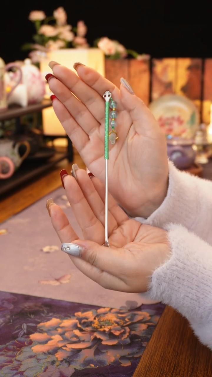 【闪购商品】绿色编绳茶拨······