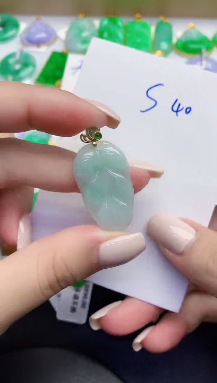 颈饰未镶嵌翡翠缅甸天然翡翠A货