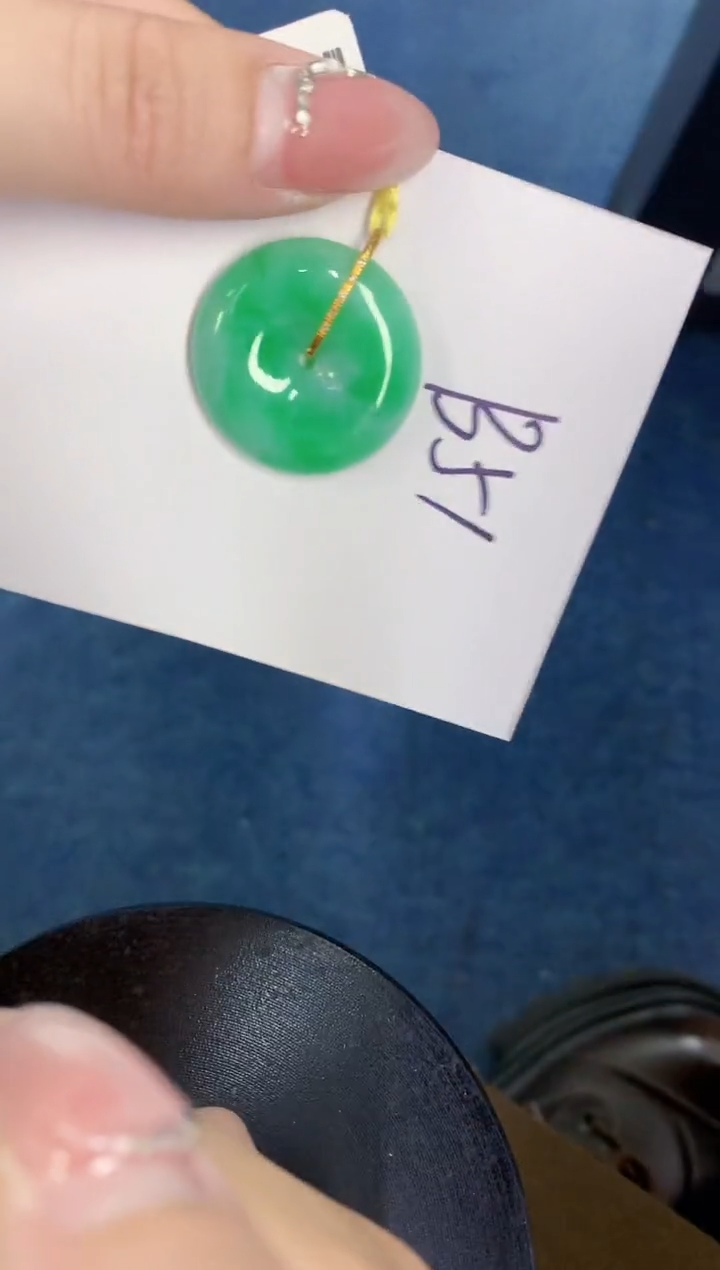 【闪购商品】翡翠颈饰18K金镶嵌000000000