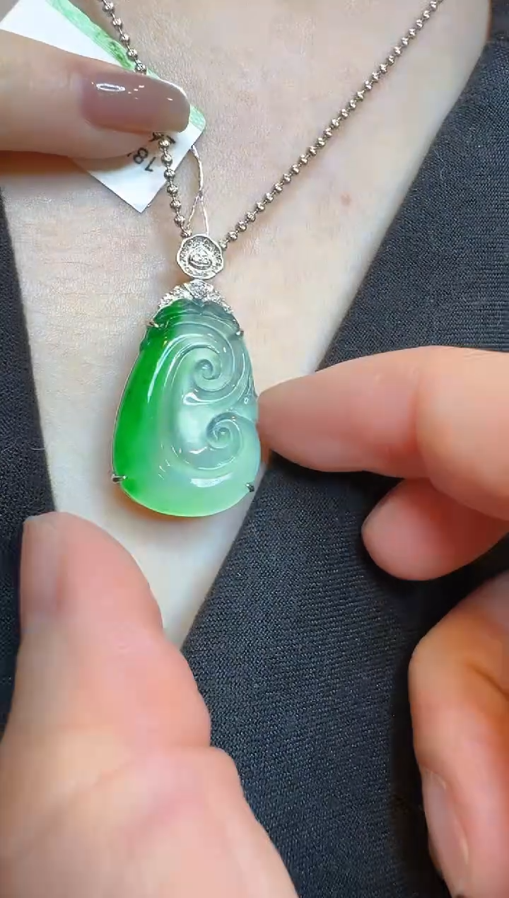 【闪购商品】翡翠吊坠(不含链)18K金镶嵌多样性团购发一件