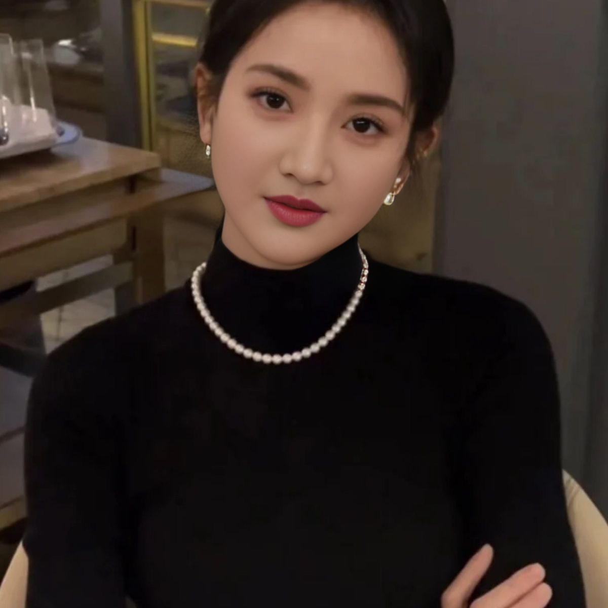 正品气质时尚精致施家暖白珍珠项链新年项链百搭元宝扣毛衣链秋冬