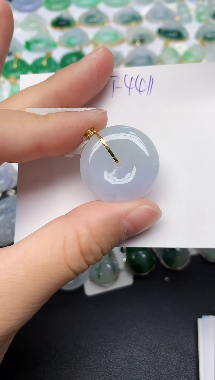 颈饰18K金镶嵌翡翠天然缅甸A货翡翠百元以上9元证书费自理