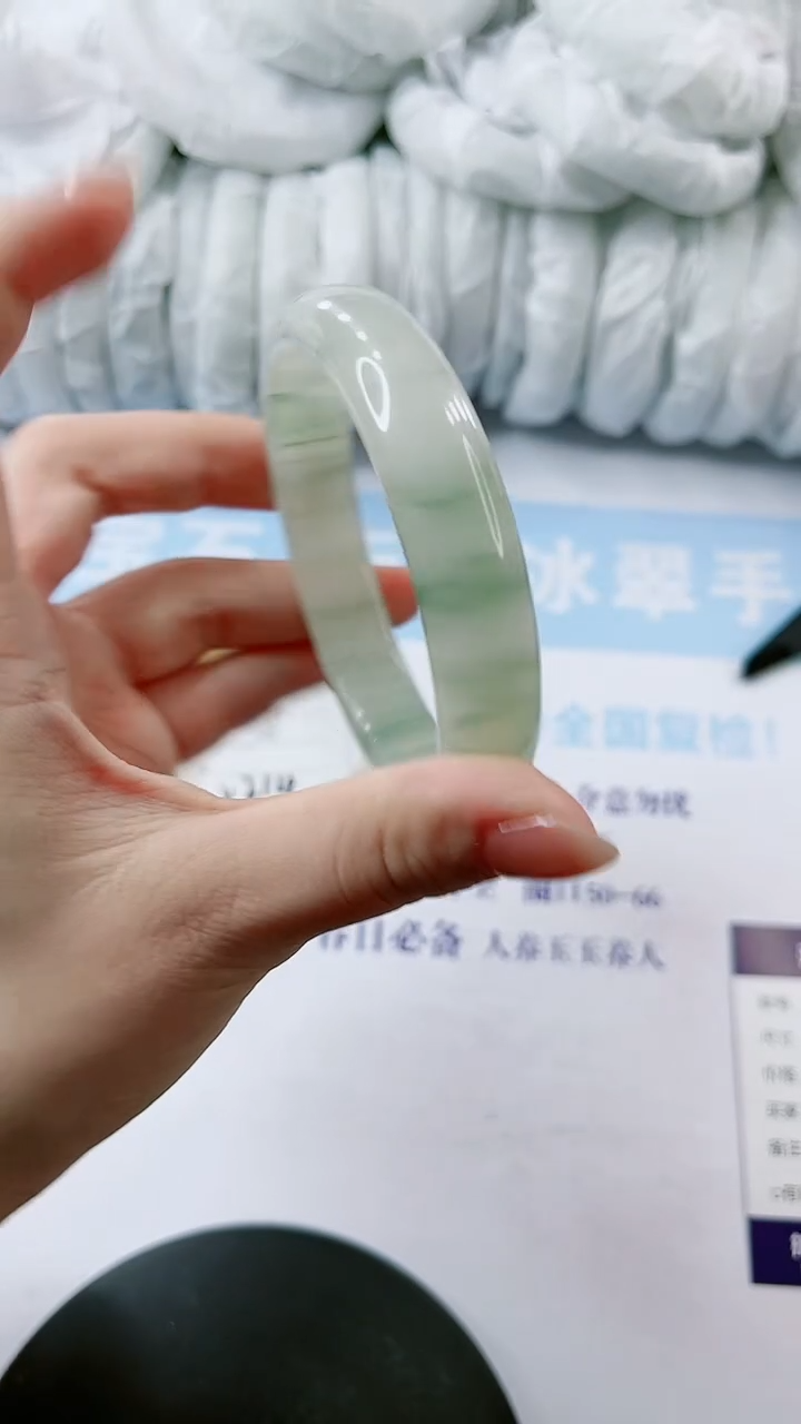 【闪购商品】石英质玉手镯未镶嵌多样性发货V215-62