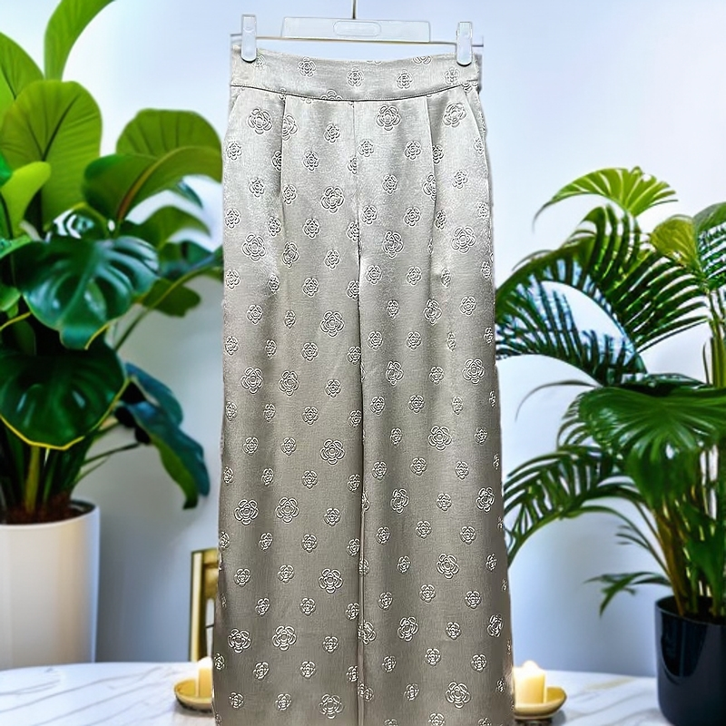 【 香云阁】2025新款时尚百搭新中式休闲直筒阔退裤提花长款女士