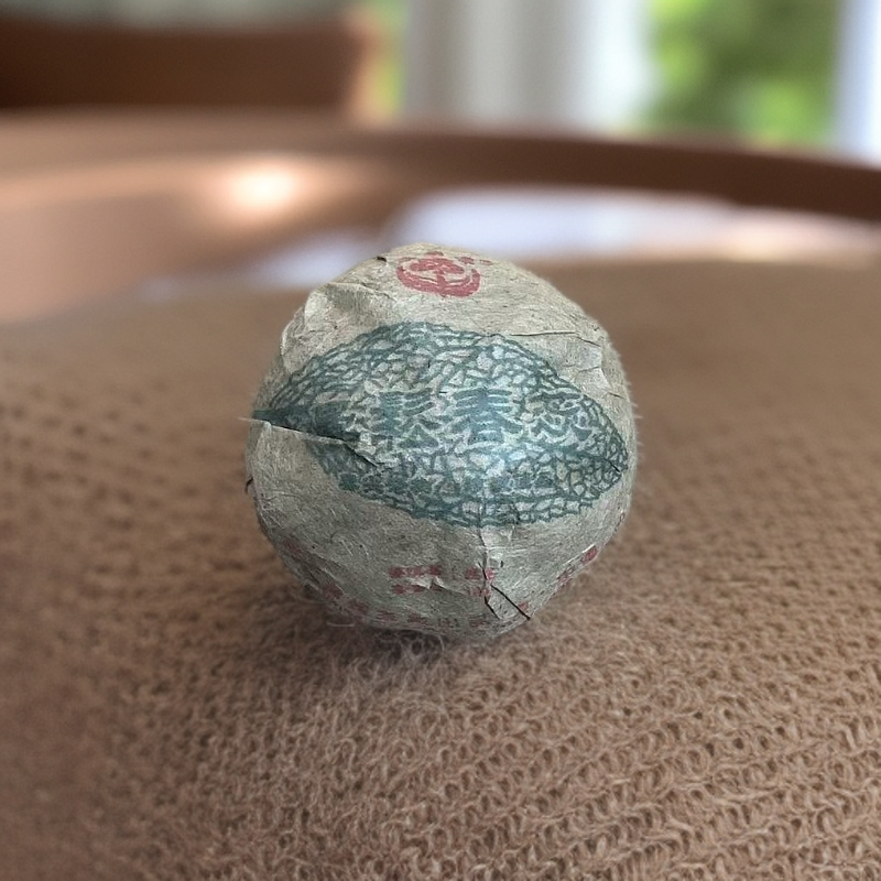 版纳春-曼松春蕊 老生茶 100克 00年