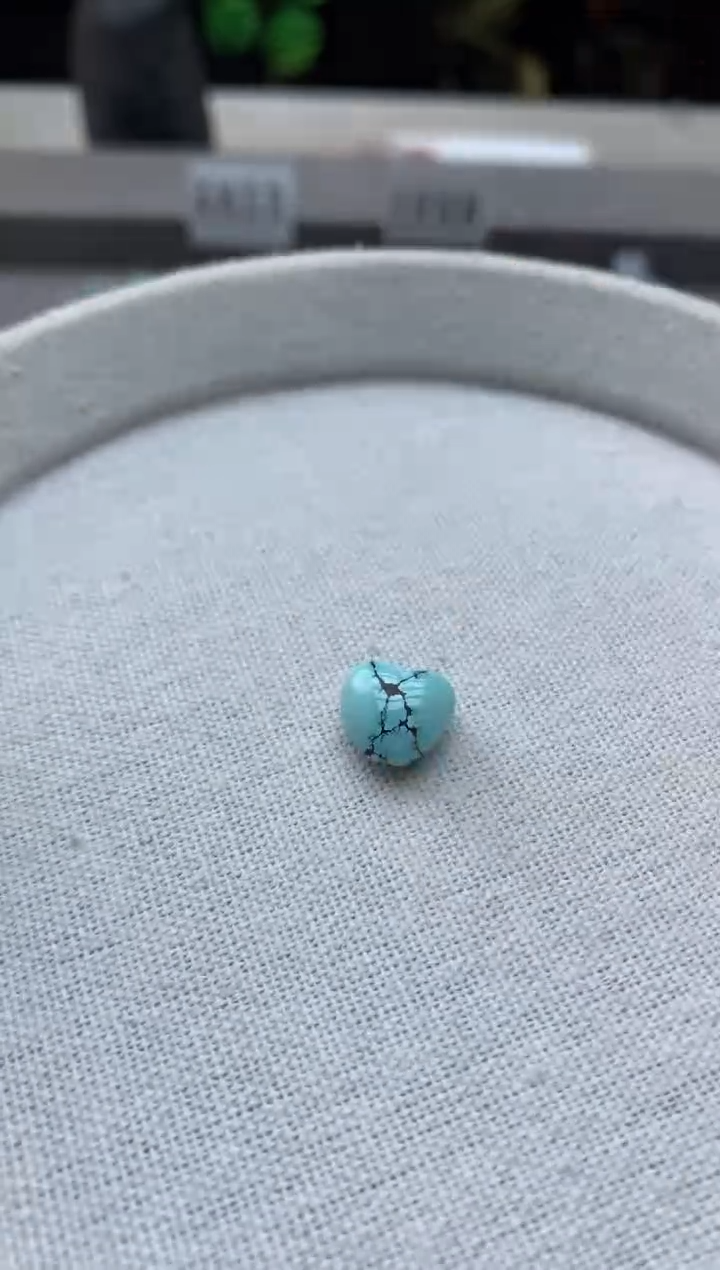 南红玛瑙雕刻未镶嵌D144