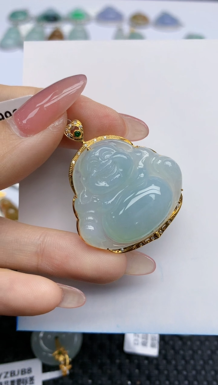 【闪购商品】翡翠挂件18K金镶嵌天然翡翠A货