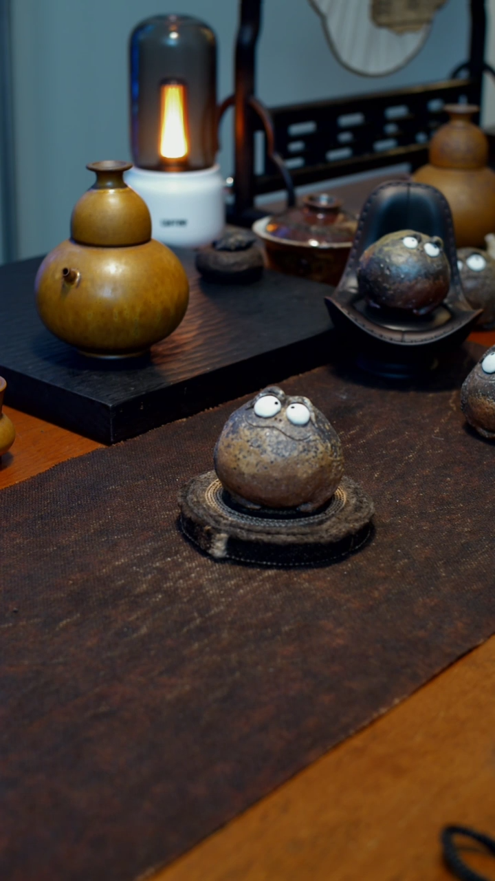 【闪购商品】柴烧金蟾茶宠摆件盖置陶泥