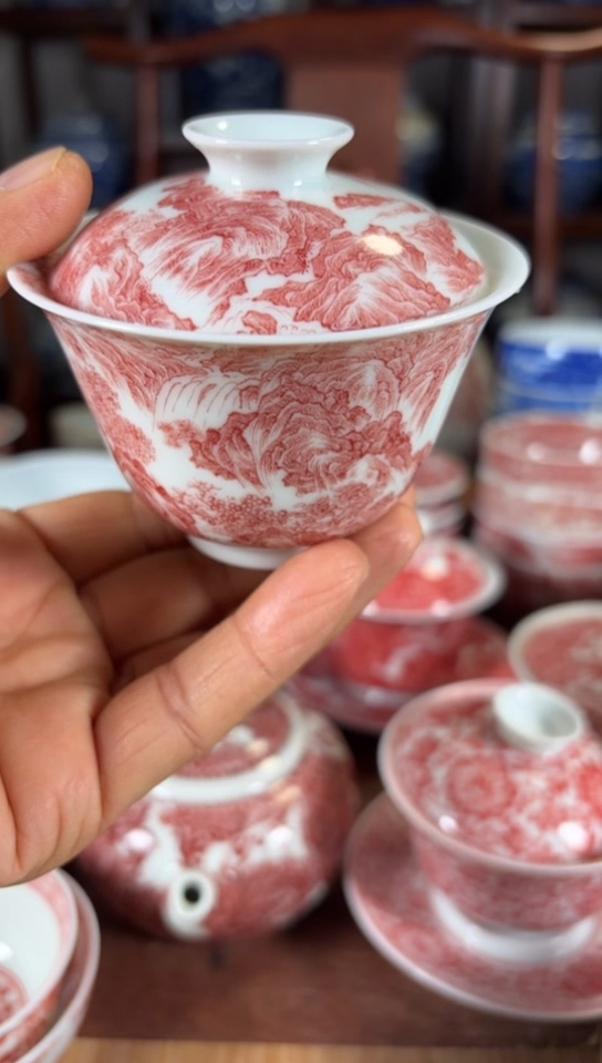 柴窑釉里红山水两才盖碗