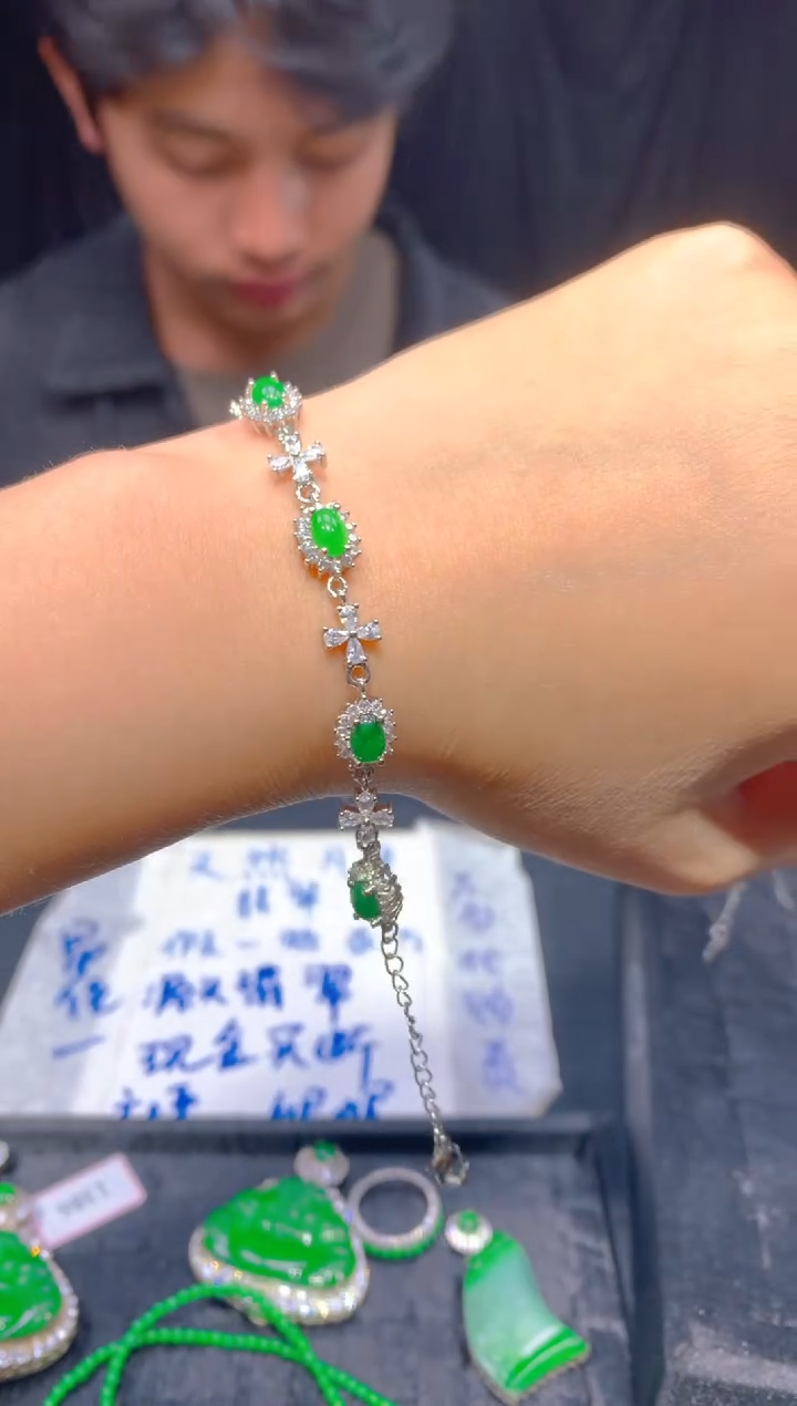 【闪购商品】定制翡翠未镶嵌130多样性发货（发其一）