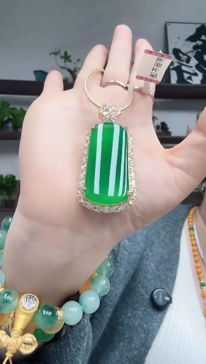 吊坠(赠链)14K金镶嵌翡翠615编号无事牌