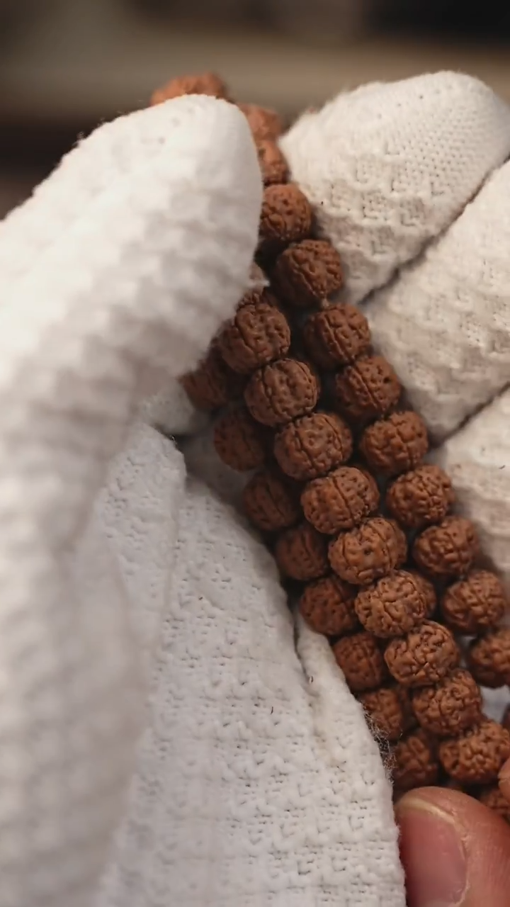 吊坠金刚菩提S11老树梅花108尺寸8mm