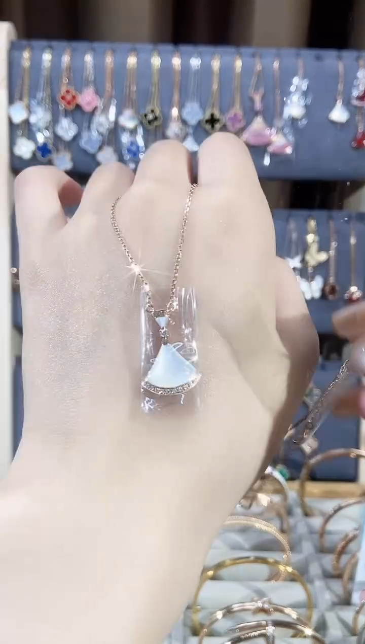 套链钻石18K金镶嵌钻石K玫