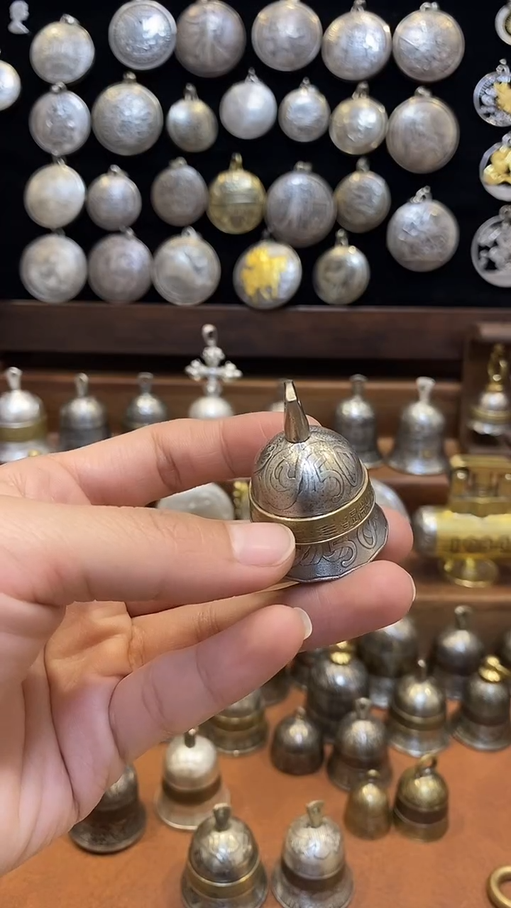 只***通微瑕澳大利亚龙