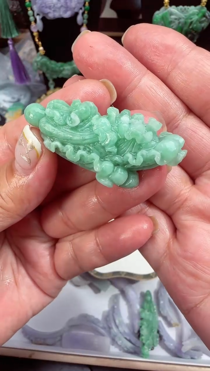 定制翡翠未镶嵌拍照