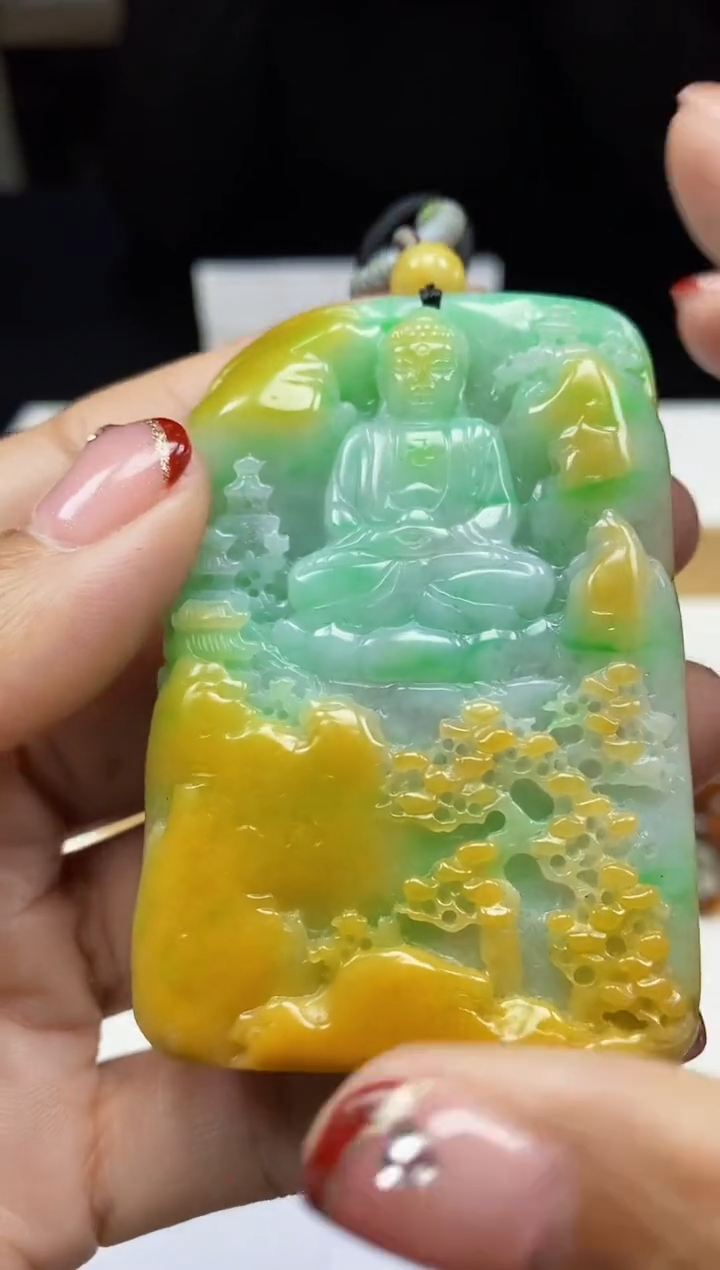 【闪购商品】翡翠颈饰未镶嵌翡翠A货