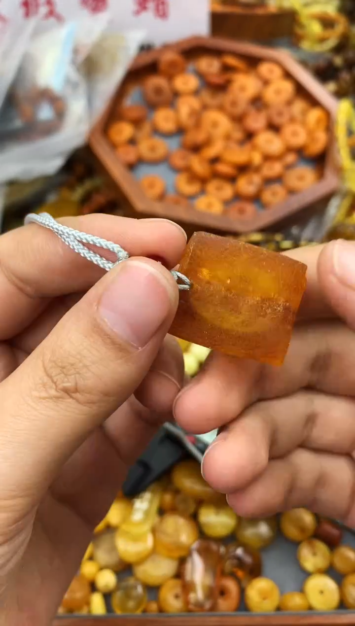 【闪购商品】琥珀珠宝奇石未镶嵌277