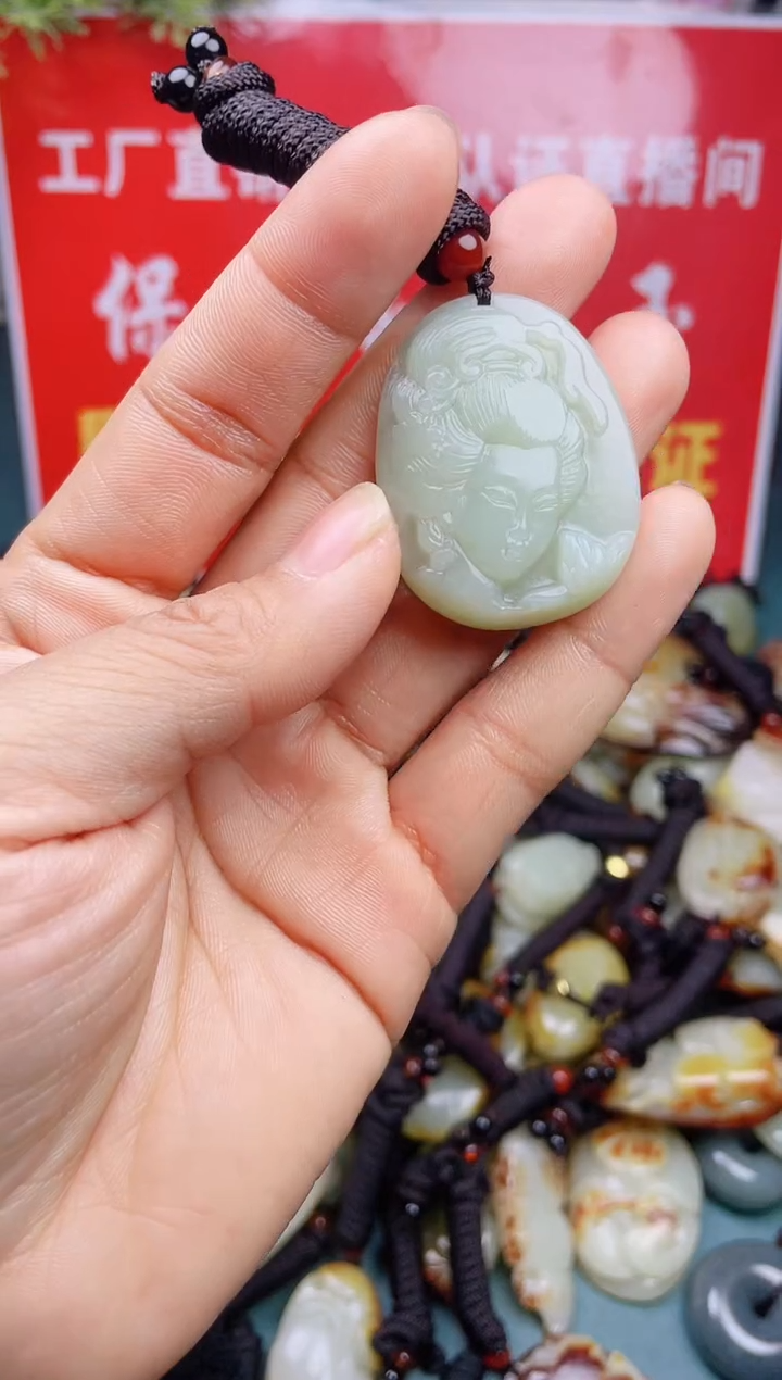 【闪购商品】和田玉颈饰未镶嵌