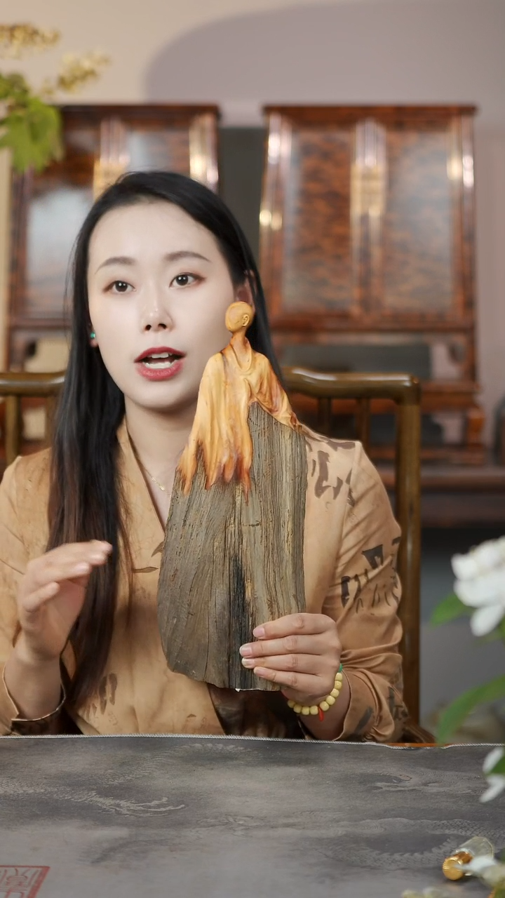 金丝楠淳化黑油彩骨料无相摆件230