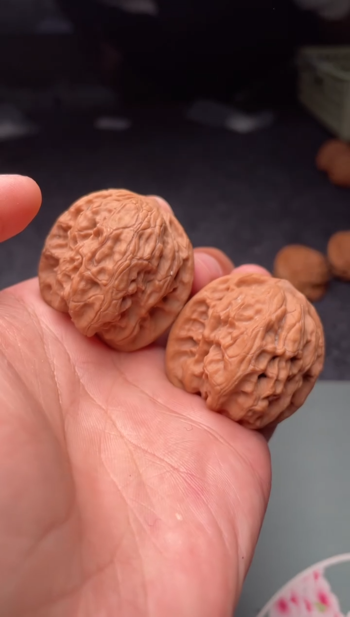 把件文玩核桃a301   野狼 38尺