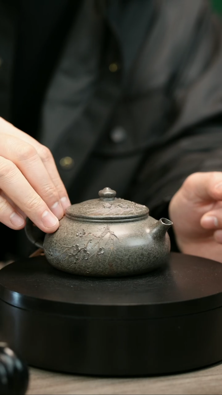 茶壶紫砂沁*H1860陈春芬段泥梅花寒江