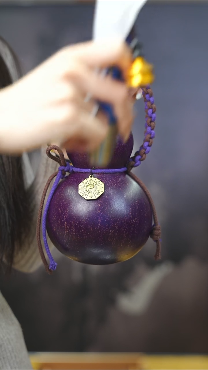 【闪购商品】XH249漆艺酒葫芦不包手串及旋转底座