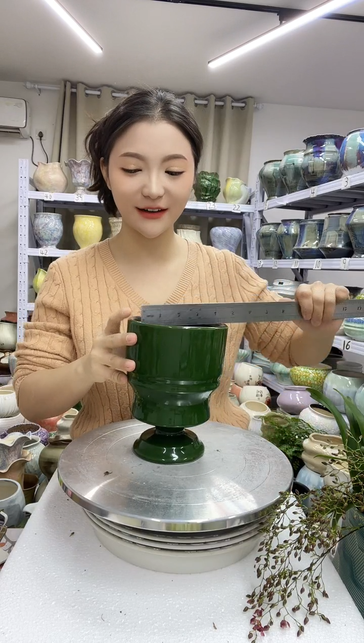 【12.18】花盆链接 高：17  口：12