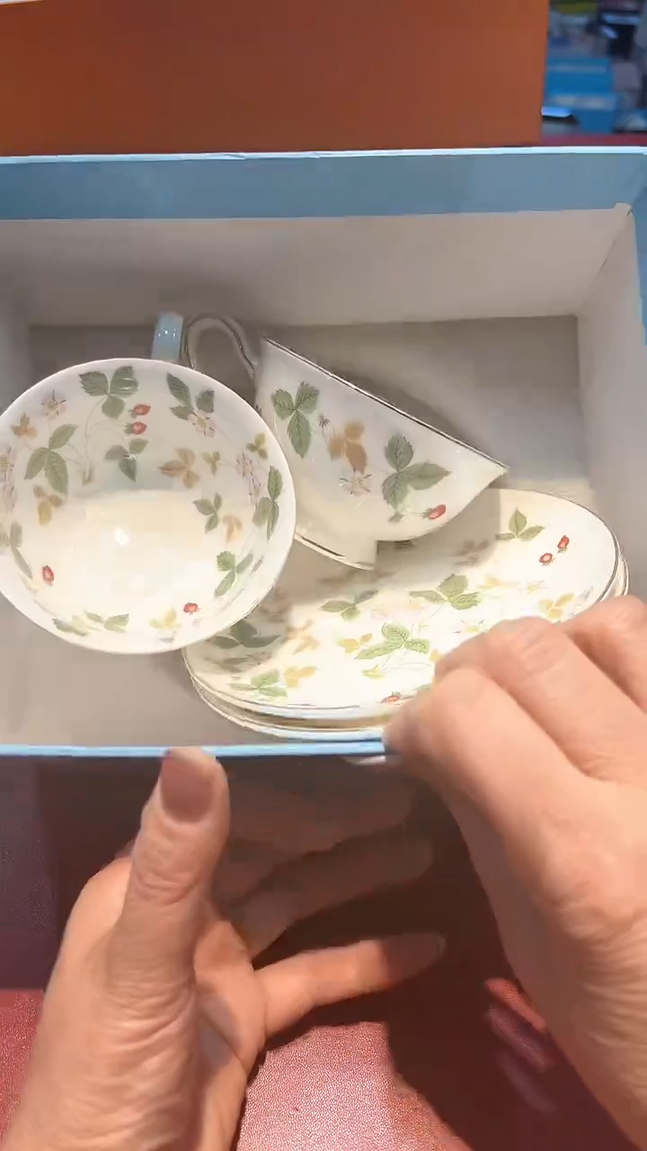 【闪购商品】瓷片锅碗瓢盆一件不剩