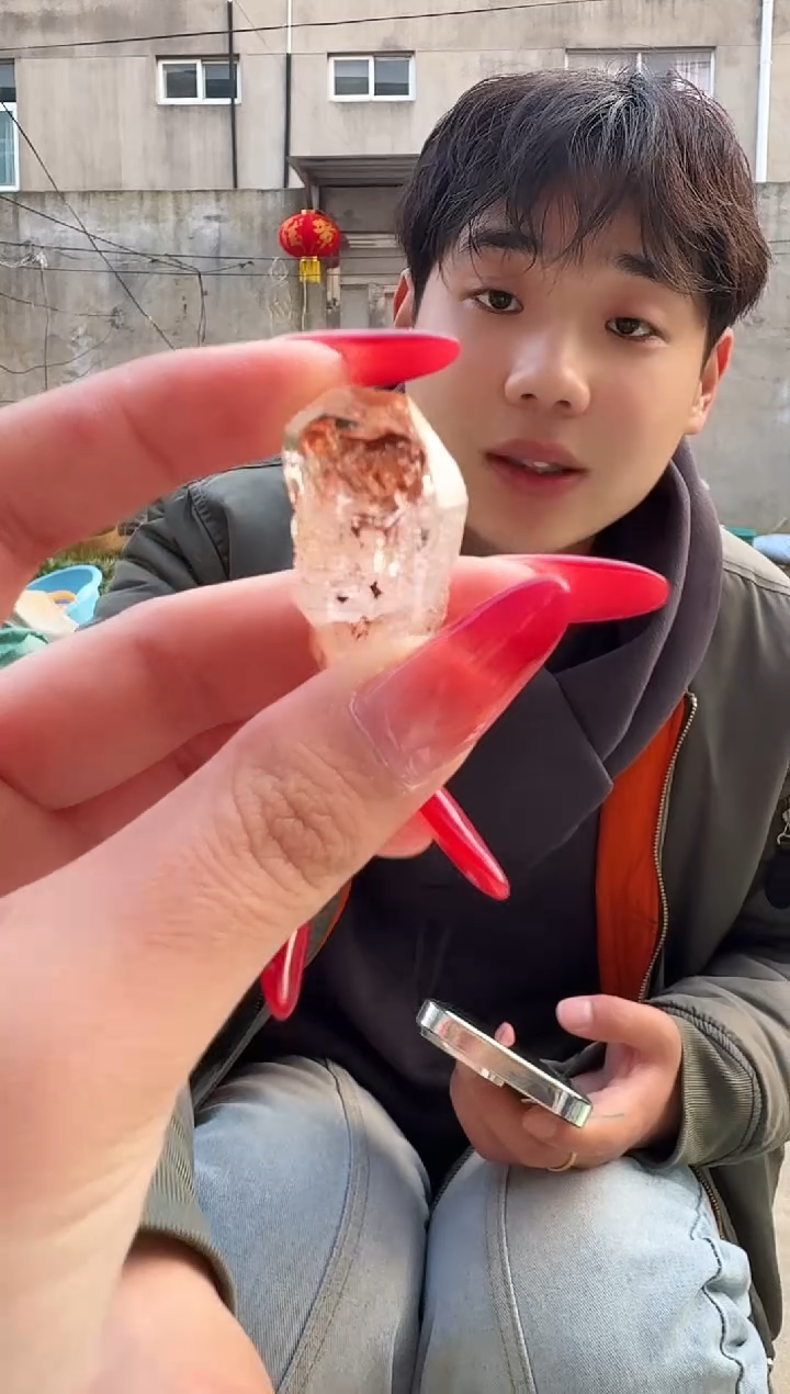 【闪购商品】水晶摆件未镶嵌红泥骸骨 265