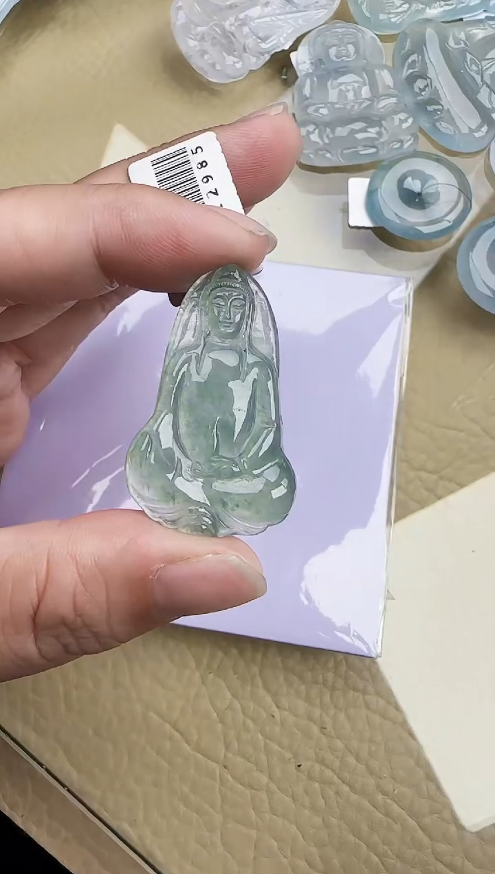 颈饰未镶嵌翡翠缅甸翡翠a货