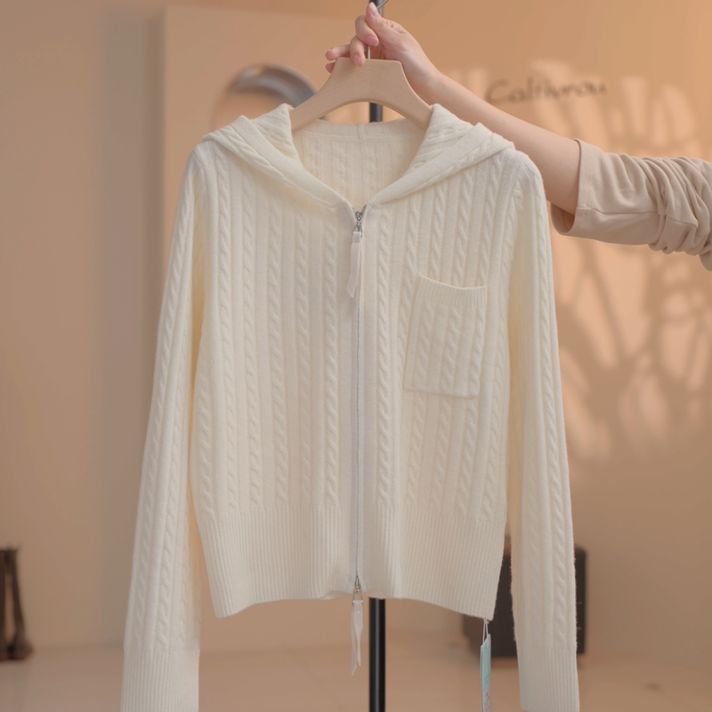 【越越】【100%绵羊毛】时尚双头拉链连帽百搭显瘦针织衫-Y20235