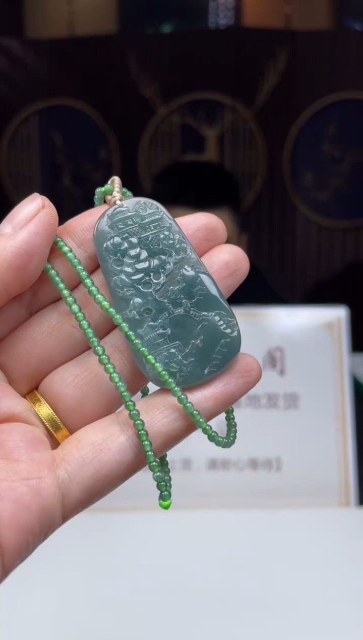 【闪购商品】翡翠颈饰未镶嵌      *110