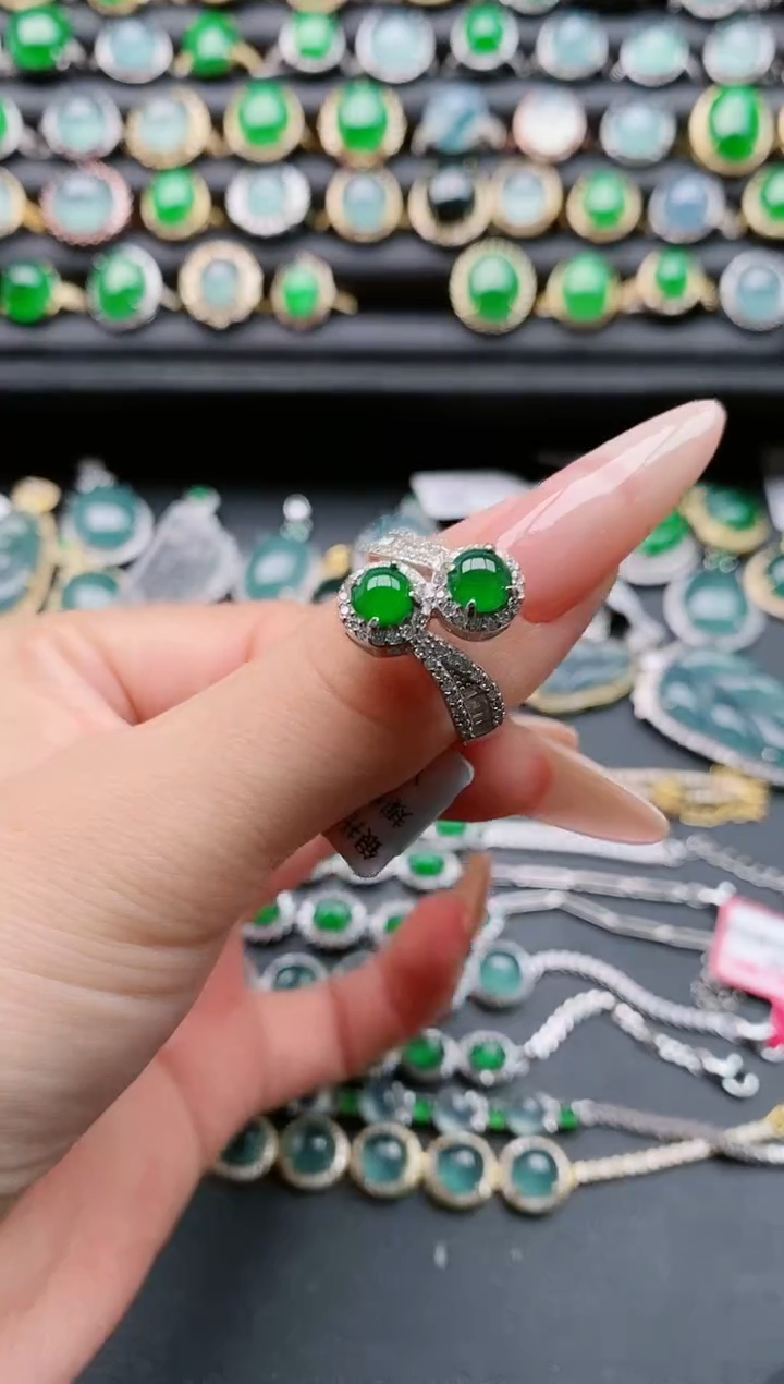 【闪购商品】翡翠戒指银S925镶嵌111111