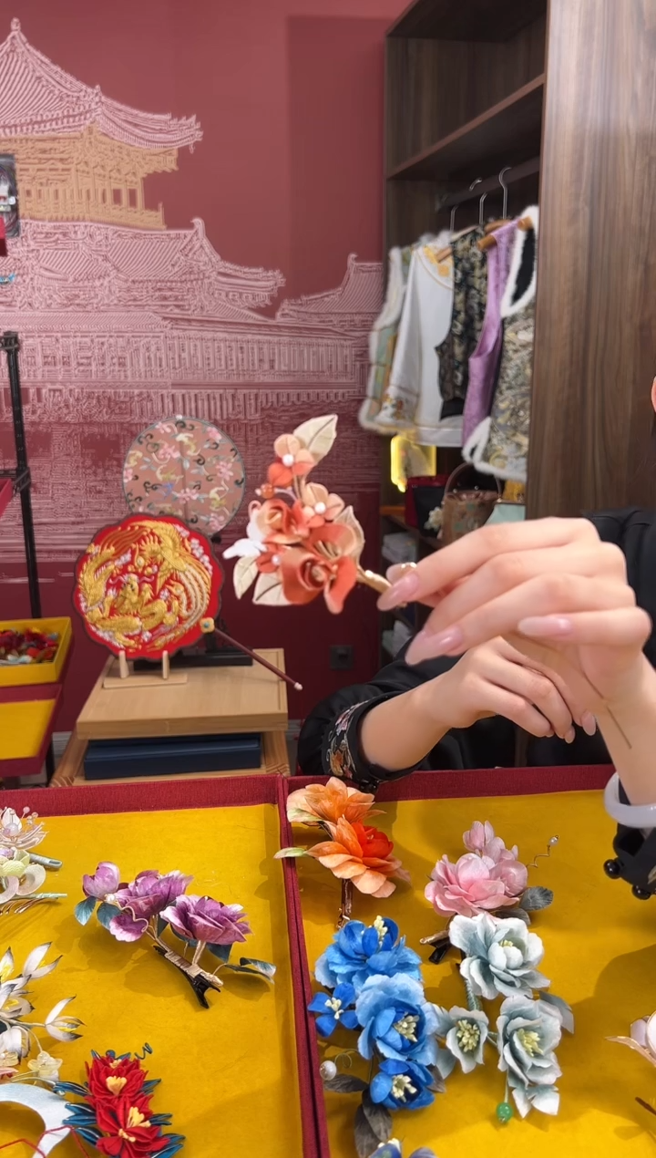 【闪购商品】刺绣非遗绒花（发饰）