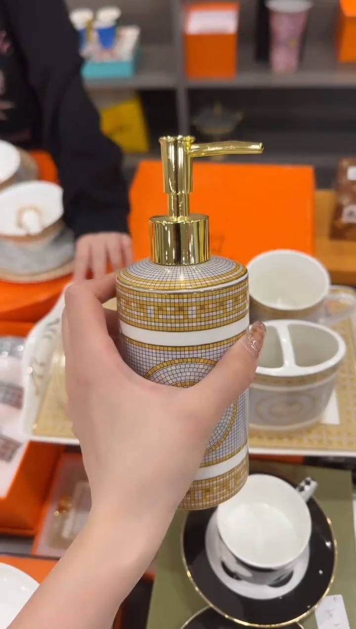 瓷片----H0945-----