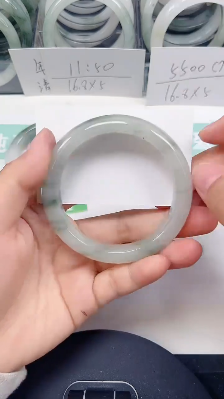 未镶嵌手镯石英质玉183-57/58