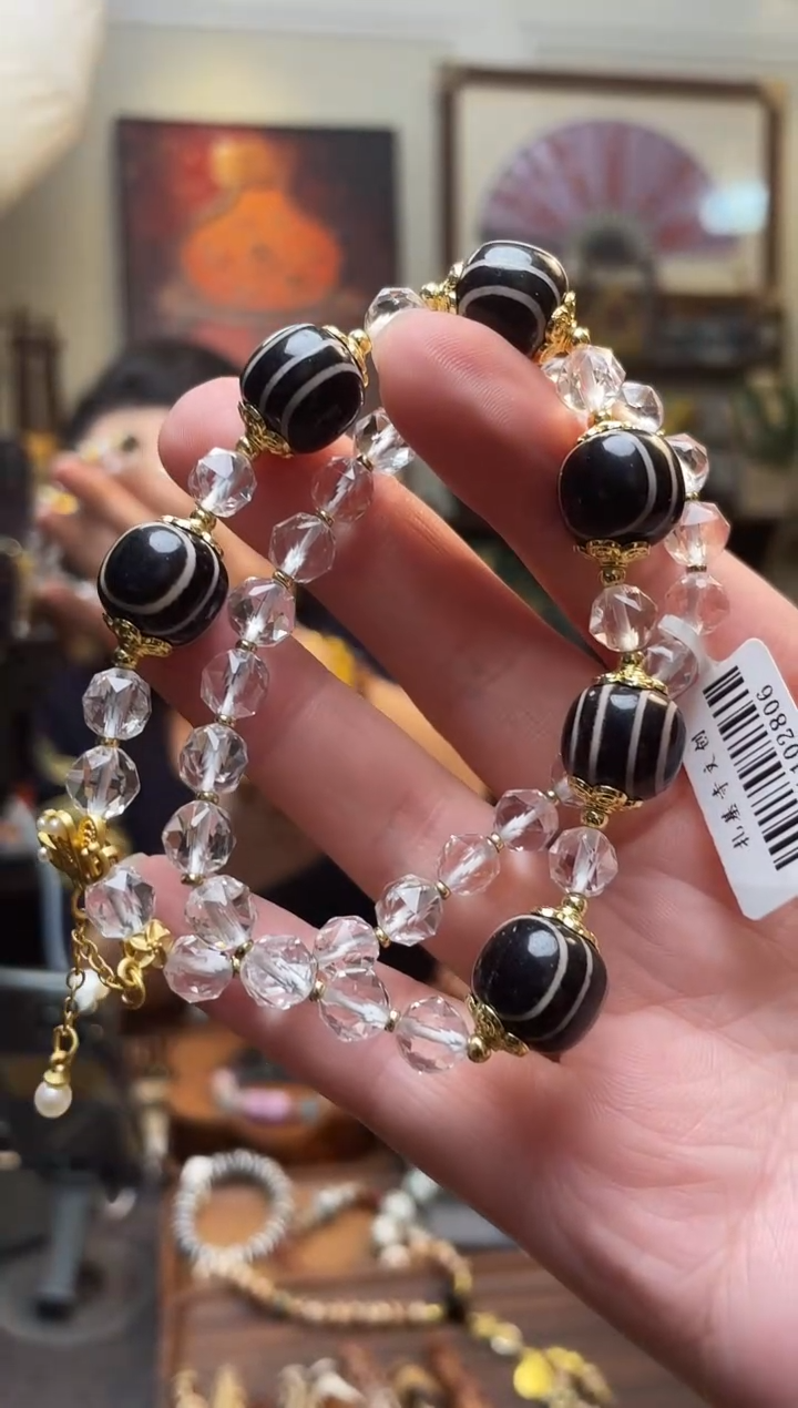 【闪购商品】椰蒂吊坠0202-22PYU珠双圈手串