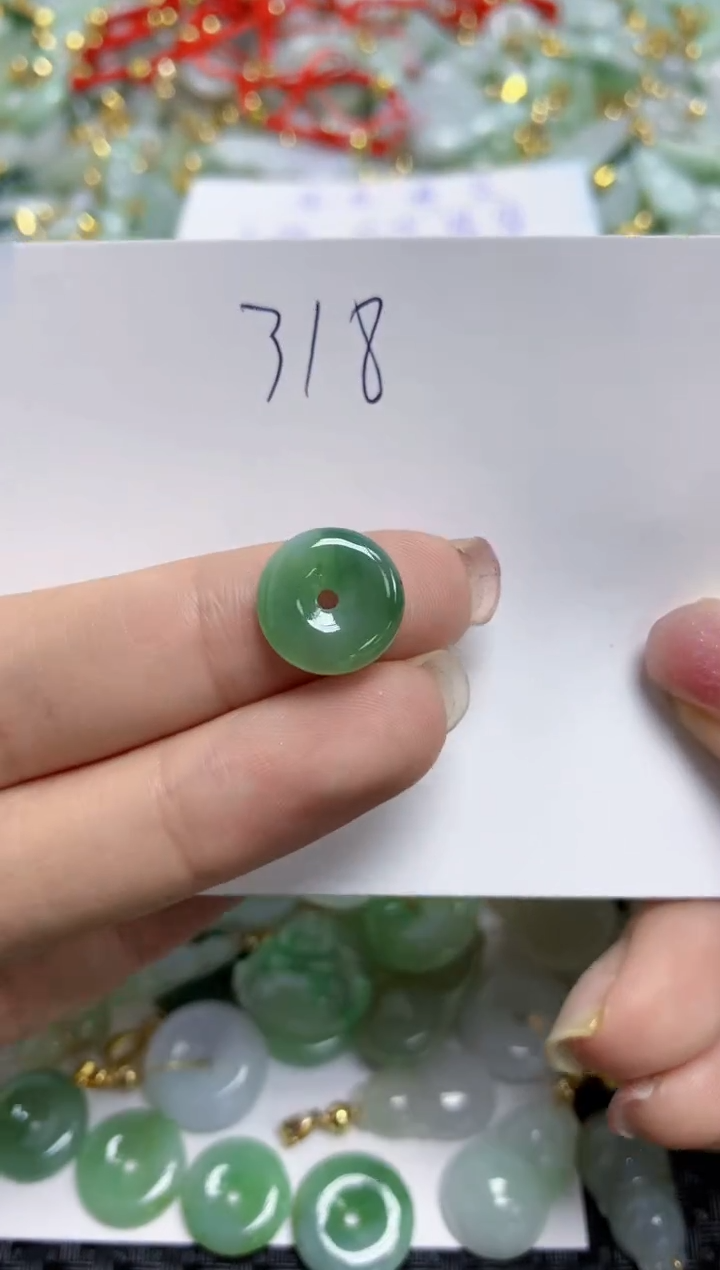 【闪购商品】翡翠颈饰未镶嵌  天然A货翡翠