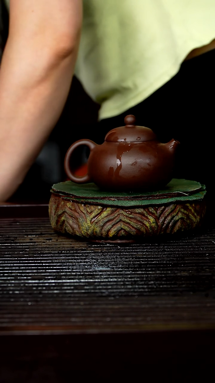 宜兴原矿紫砂壶茶壶130C