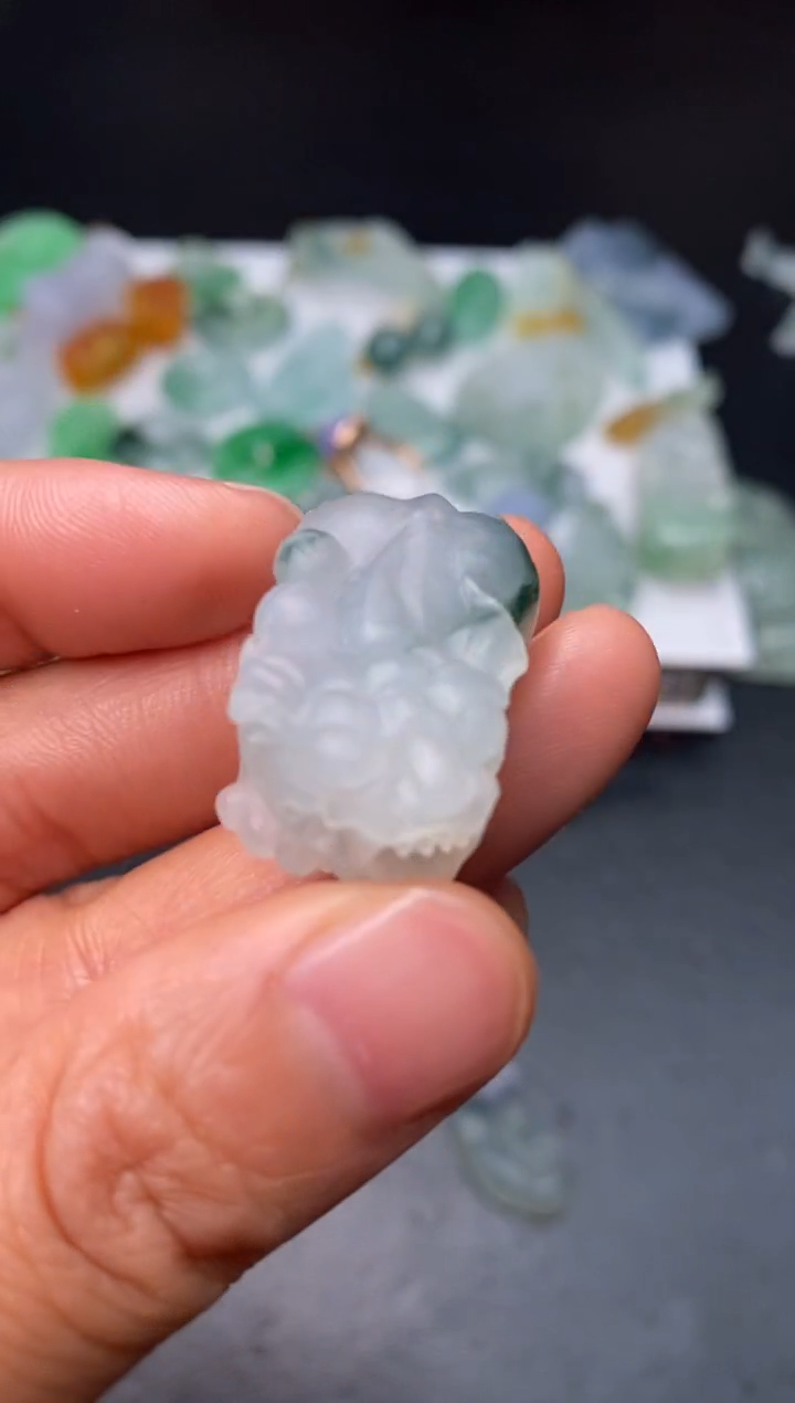 【闪购商品】定制翡翠未镶嵌翡翠毛货~多样性发货一个