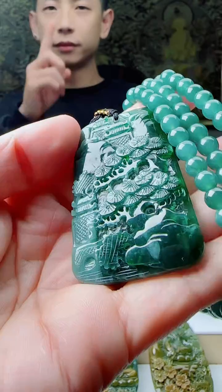 【闪购商品】翡翠颈饰未镶嵌11111111111