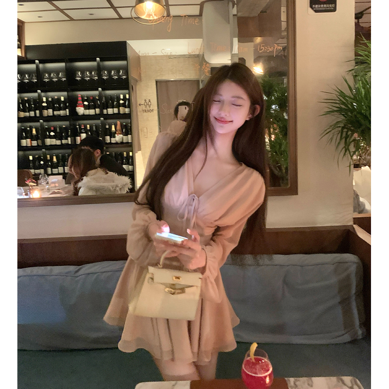 大码女装香氛美人法式秋季性感长袖V领连衣裙12421