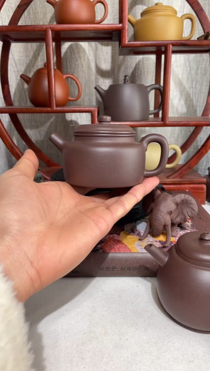 【闪购商品】紫砂茶壶台西底槽青大亨德钟180cc