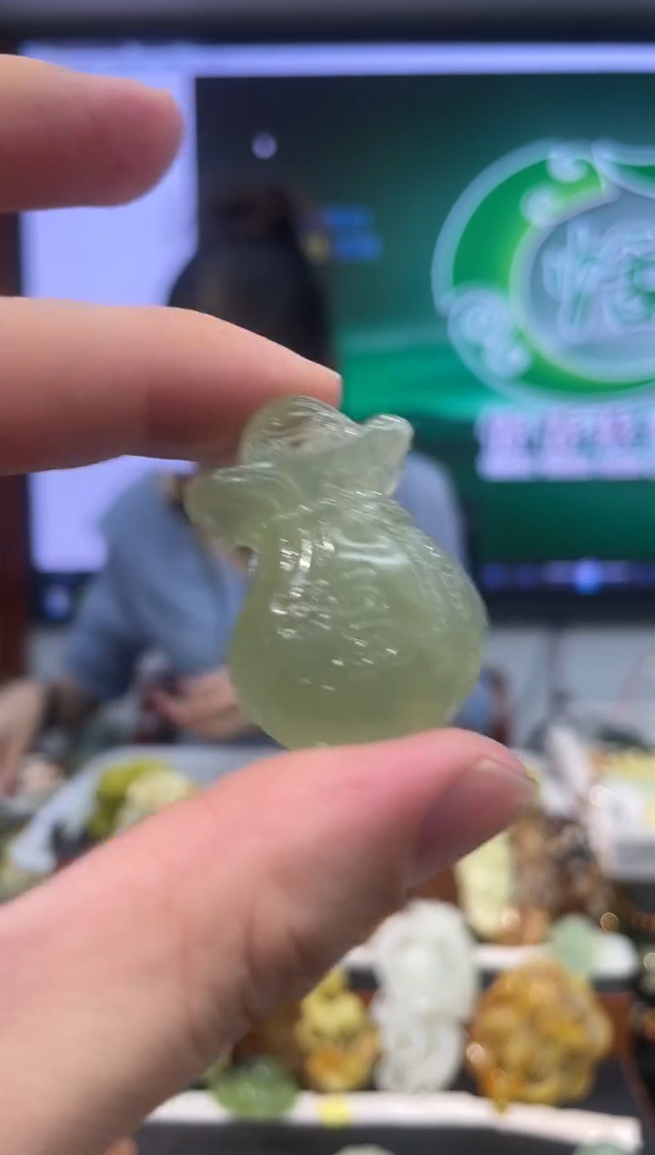 【闪购商品】岫玉吊坠未镶嵌·多样性发货*拍一发一