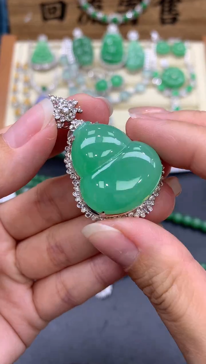 【闪购商品】翡翠颈饰18K金镶嵌574-中国好珍宝