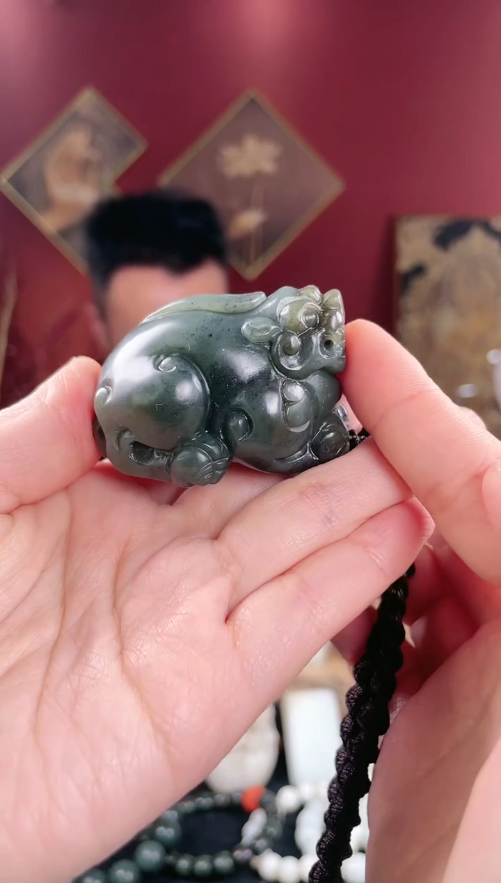 【闪购商品】和田玉把件未镶嵌三色貔貅