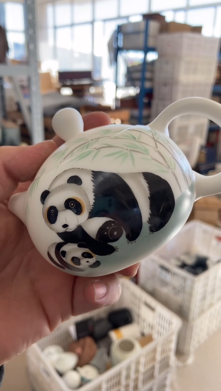 无运费险有瑕疵的摄影的产品有使用过的痕迹有点脏介意勿拍