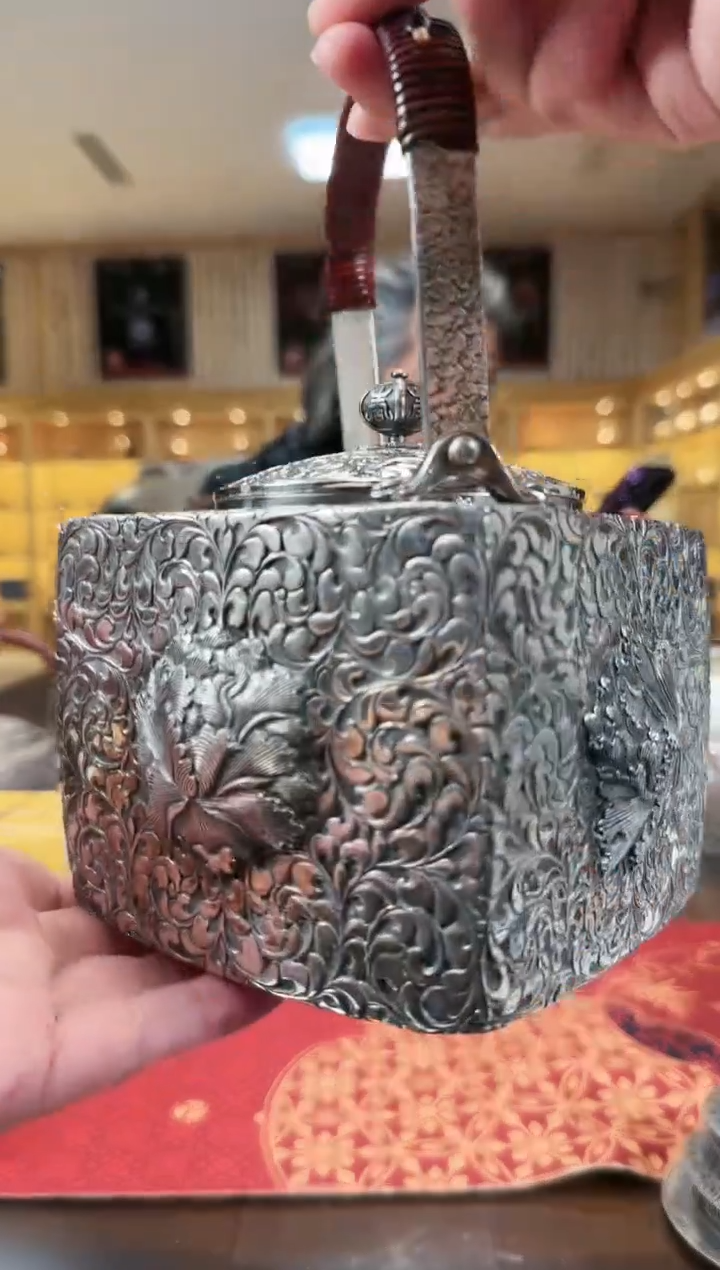 【闪购商品】足银999四方牡丹大师提梁烧水壶